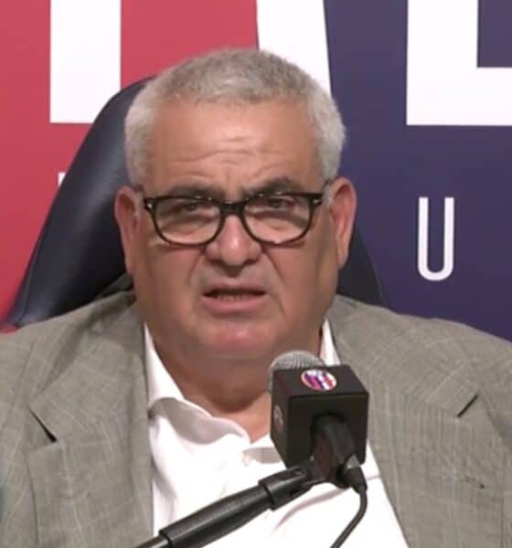 Pantaleo Corvino, in conferenza stampa, quando era direttore sportivo del Bologna