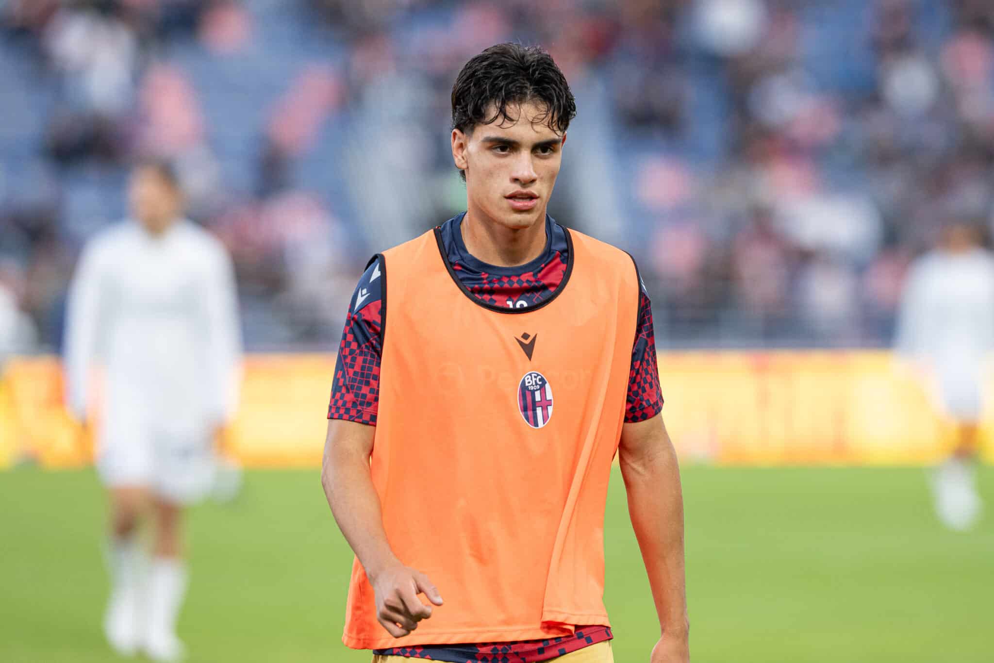 Marco Libra con la divisa da allenamento del Bologna (© Damiano Fiorentini)