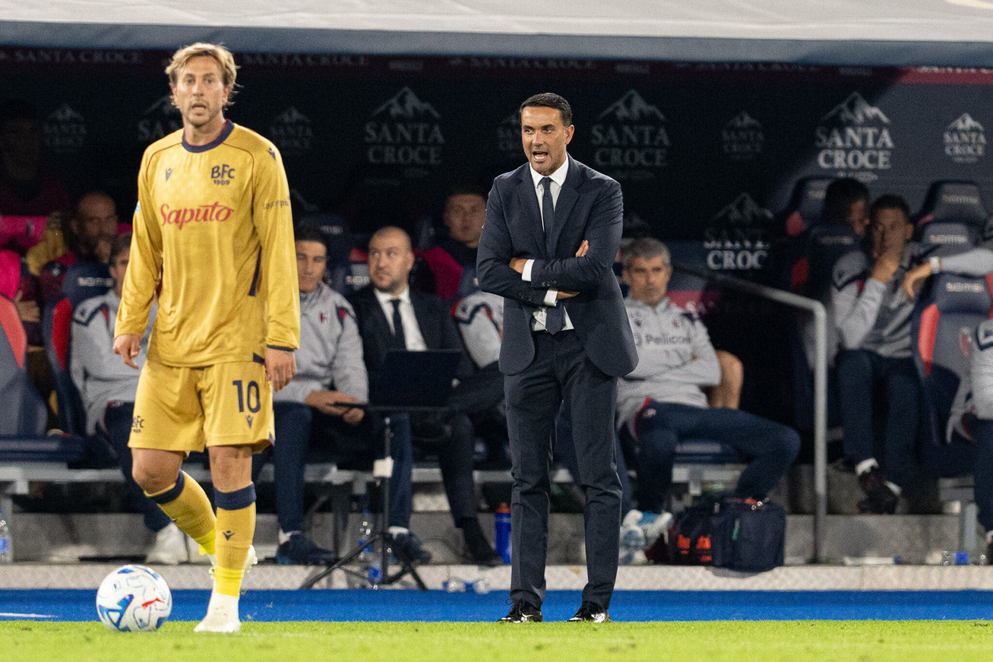 Raffaele Palladino e Federico Bernardeschi durante Bologna-Inter 1-3 (© Damiano Fiorentini)