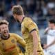 Pobega e Bernardeschi esultano assieme dopo il gol in Bologna-Inter (© Damiano Fiorentini)