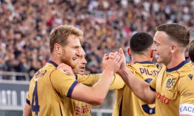 Tommaso Pobega e Lewis Ferguson esultano per il momentaneo 1-0 in Bologna-Inter (© Damiano Fiorentini)