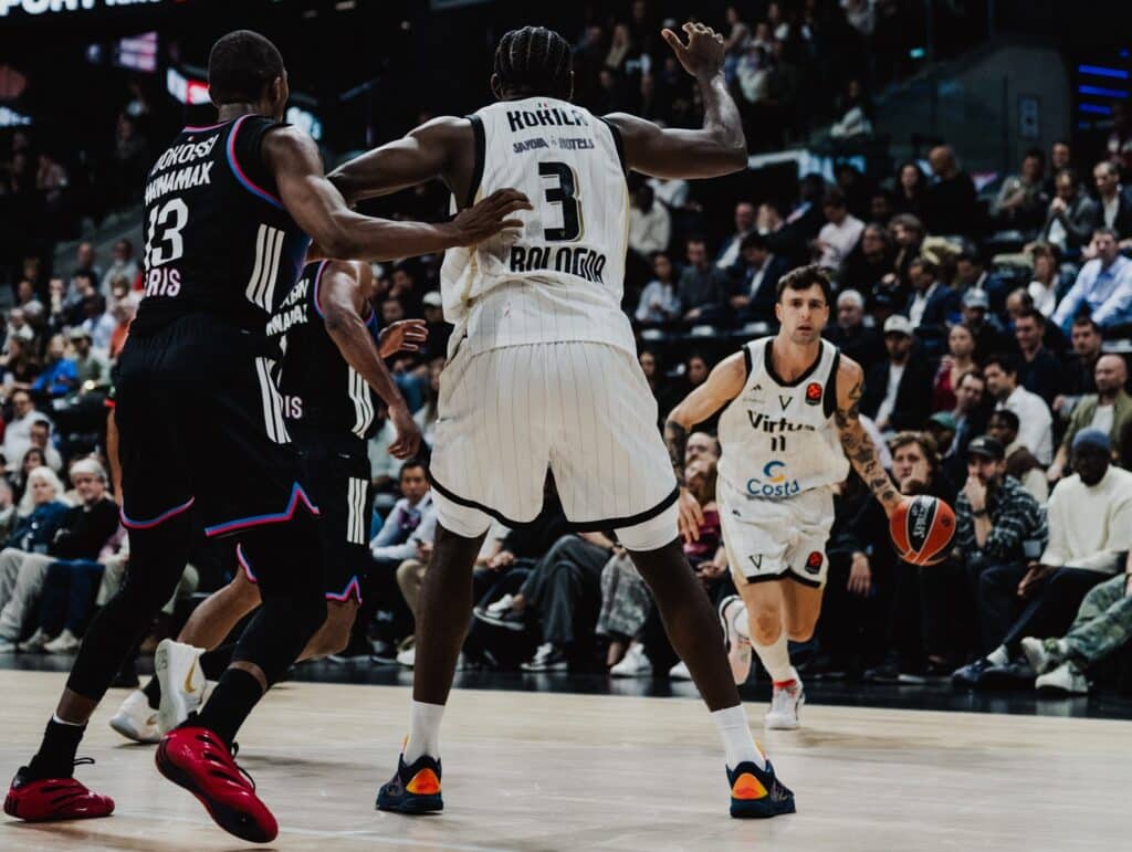 Paris Basketball-Virtus (Foto: Virtus Pallacanestro Bologna)