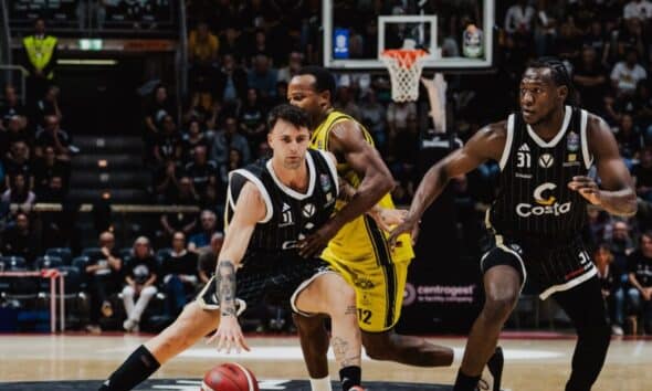 Dominio Virtus al PalaDozza, Scafati costretta ad alzare bandiera bianca: 108-83