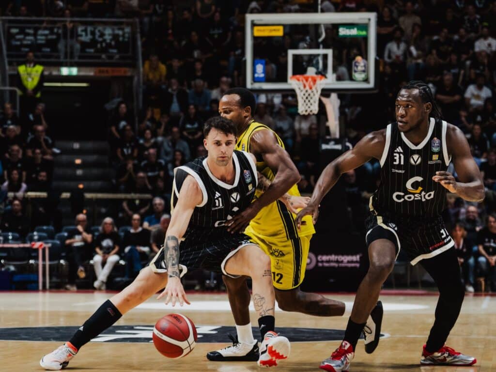 Virtus-Scafati (Foto: Virtus Pallacanestro Bologna)